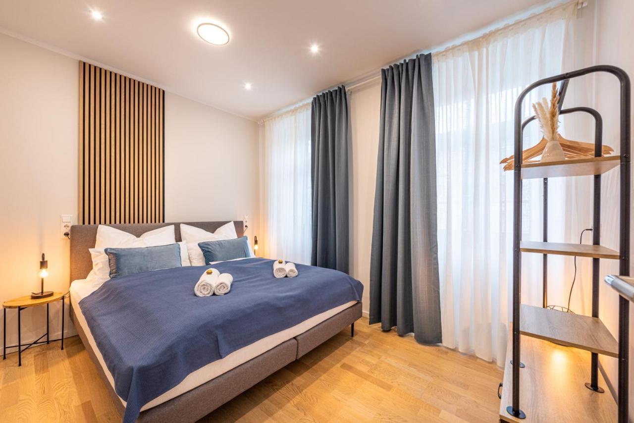 Vivid Luxury Apartment Ludwigsburg - Bluehendes Barock-Forum-Schloss-Modern 외부 사진